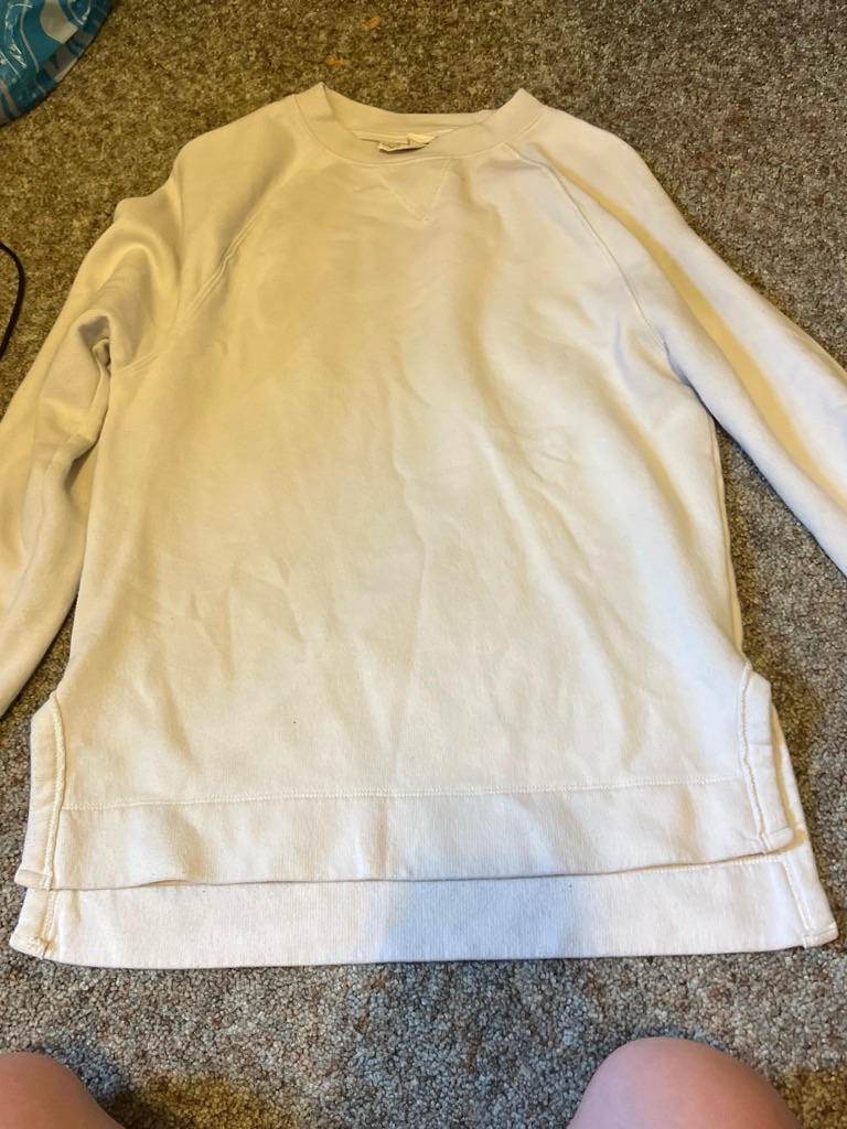 Universal Thread Long Sleeve Crewneck Sweatshirt In Light Cream